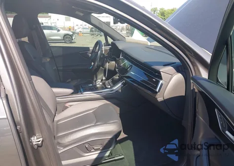 2021 Audi Q7 Premium Plus 45 Tfsi Quattro Tiptronic z USA, uszkodzony, nr VIN WA1LJAF79MD015819